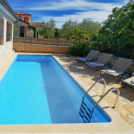 Bianca With Pool In Istria,tar 别墅 Rogovici