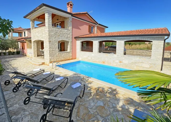 别墅 Bianca With Pool In Istria,tar